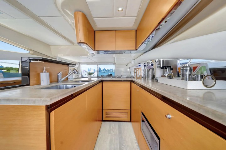 62' Azimut - Yacht Rental in Miami Beach, Florida