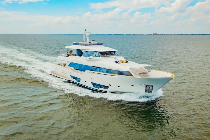 95' Custom Line - Yacht Rental in Miami, Florida