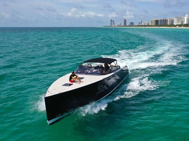 55' VanDutch - Yacht Rental in Miami Beach, Florida