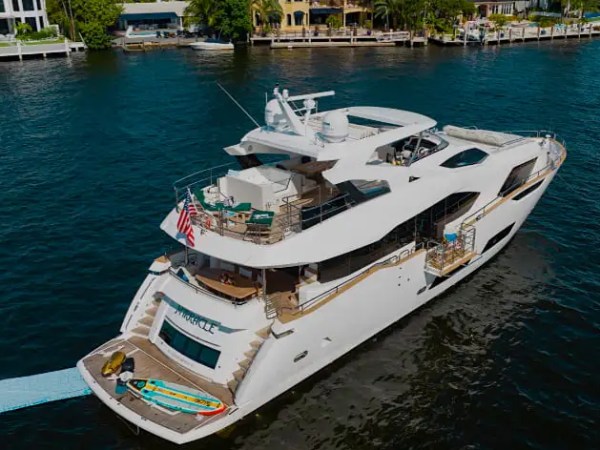 95' SunSeeker - Yacht Rental in Fort Lauderdale, Florida