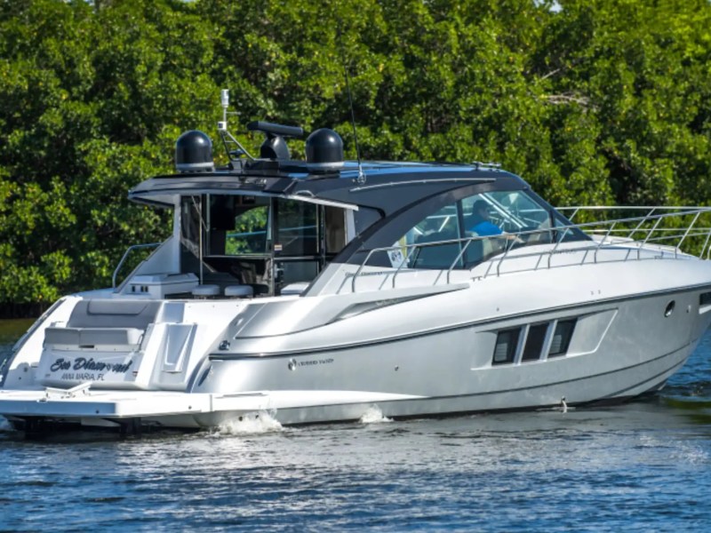 48' Cruisers - Boat Rental in Sarasota, Florida