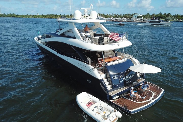 90' SunSeeker - Yacht Rental in Miami Beach, Florida