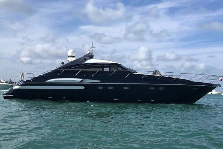 70' Princess - Yacht Rental in Miami Beach, Florida