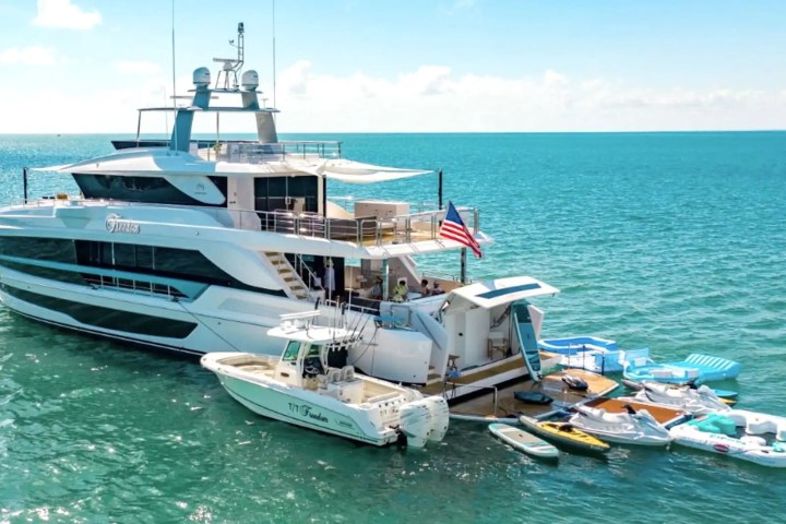 75' Prestige - Yacht Rental in Hollywood, Florida