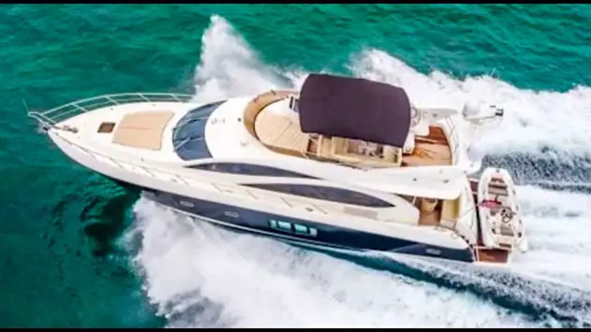 75' Sunseeker yacht charter aerial view cruising turquoise waters near Miami Beach