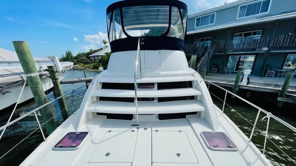 38' Aquila - Boat Rental in Melbourne, Florida