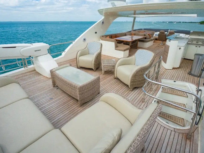 85' Princess - Yacht Rental in Stuart, Florida