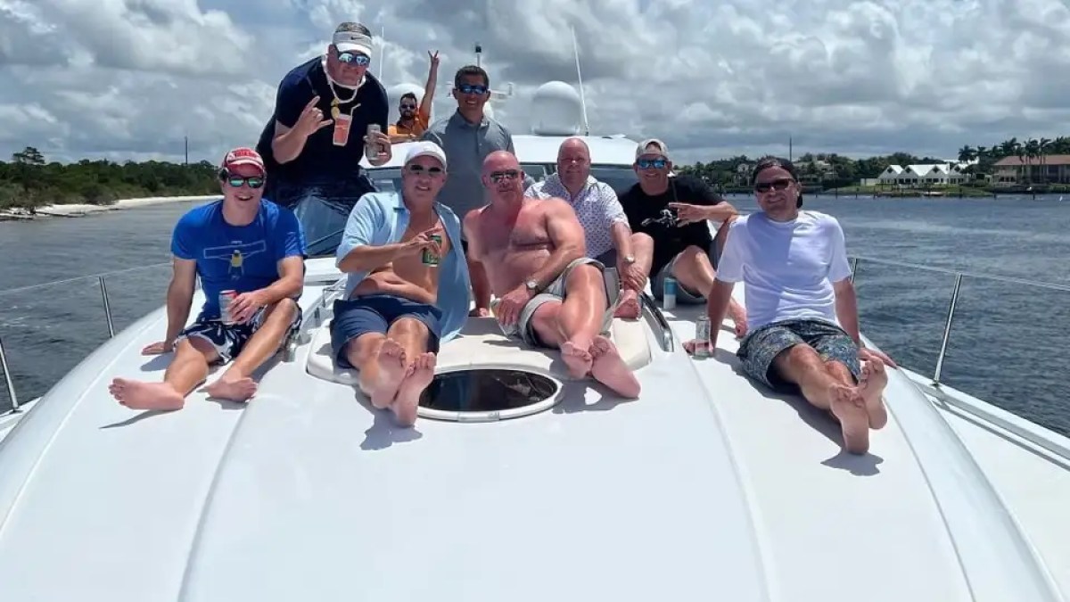 65' Axcell - Yacht Rental in Palm Beach Gardens, Florida