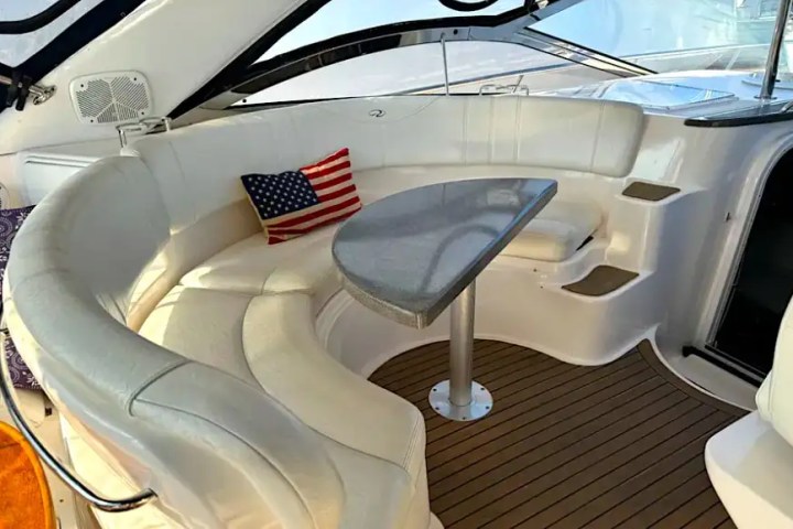 40' Regal - Boat Rental in Sarasota, Florida