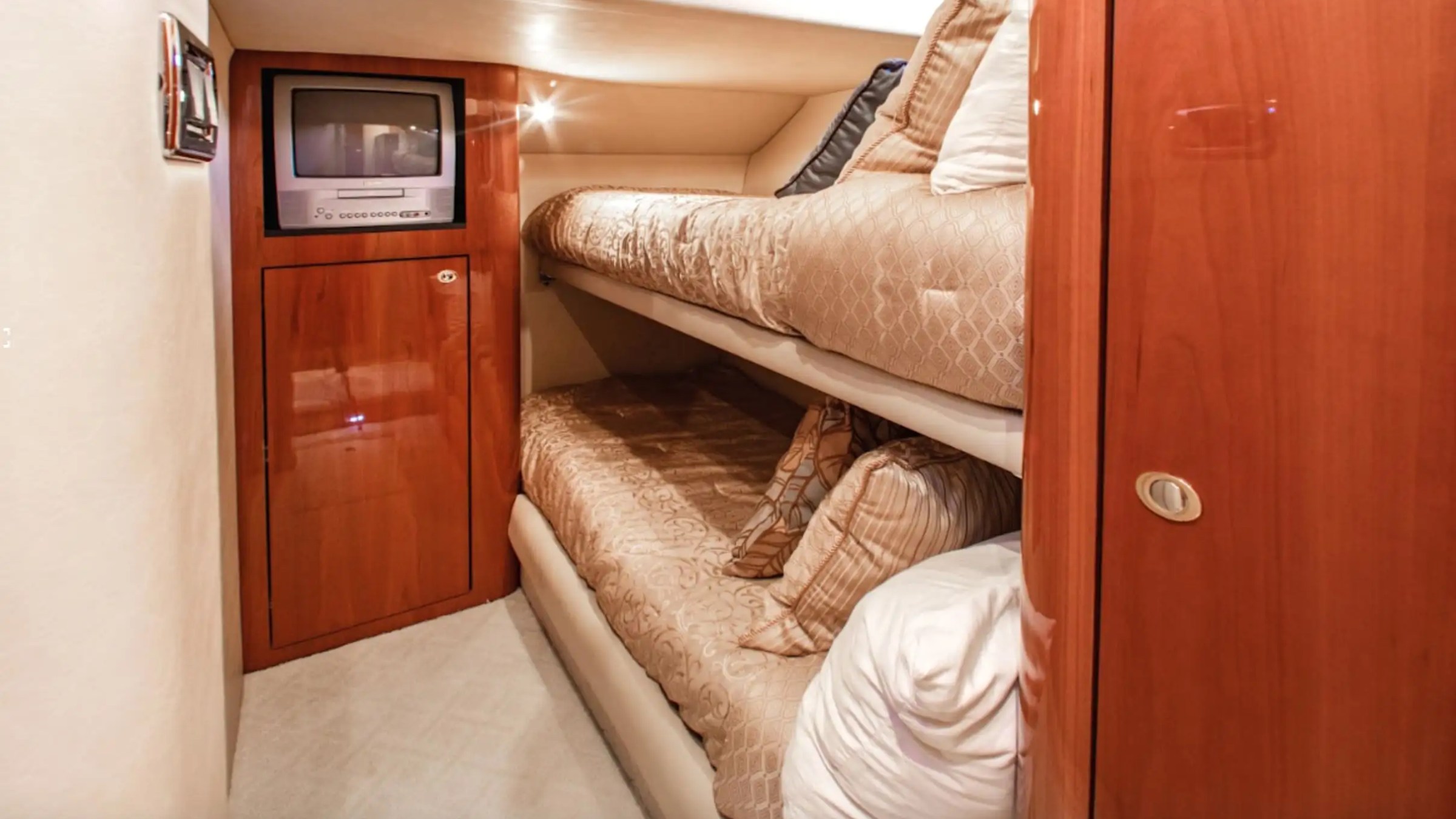 58' SeaRay - Yacht Rental in Fort Lauderdale, Florida