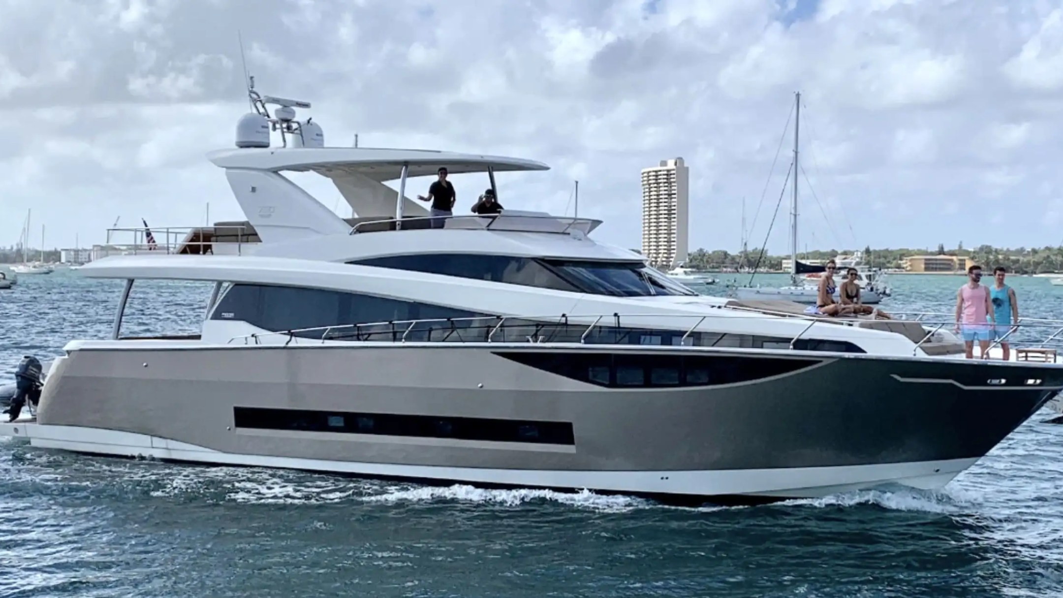 75' Prestige - Yacht Rental in Palm Beach, Florida