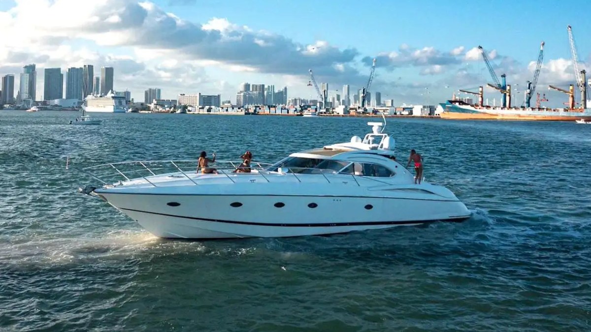 60' Predator - Yacht Rental in North Bay Village, Florida