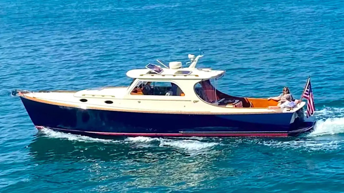 36' Hinckley - Boat Rental in Riviera Beach, Florida