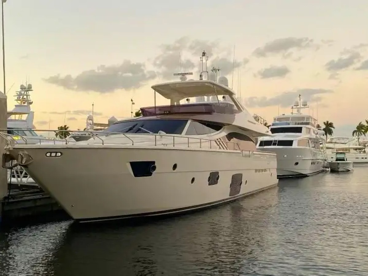 88' Ferretti - Yacht Rental in Fort Lauderdale, Florida