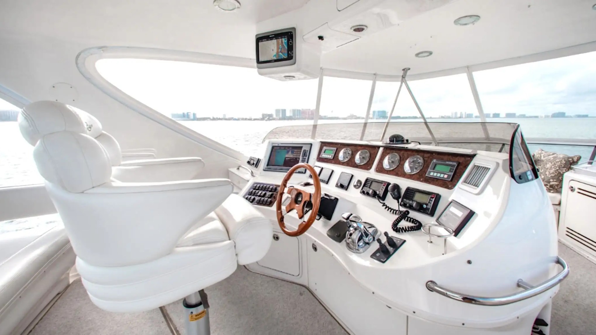 58' SeaRay - Yacht Rental in Fort Lauderdale, Florida