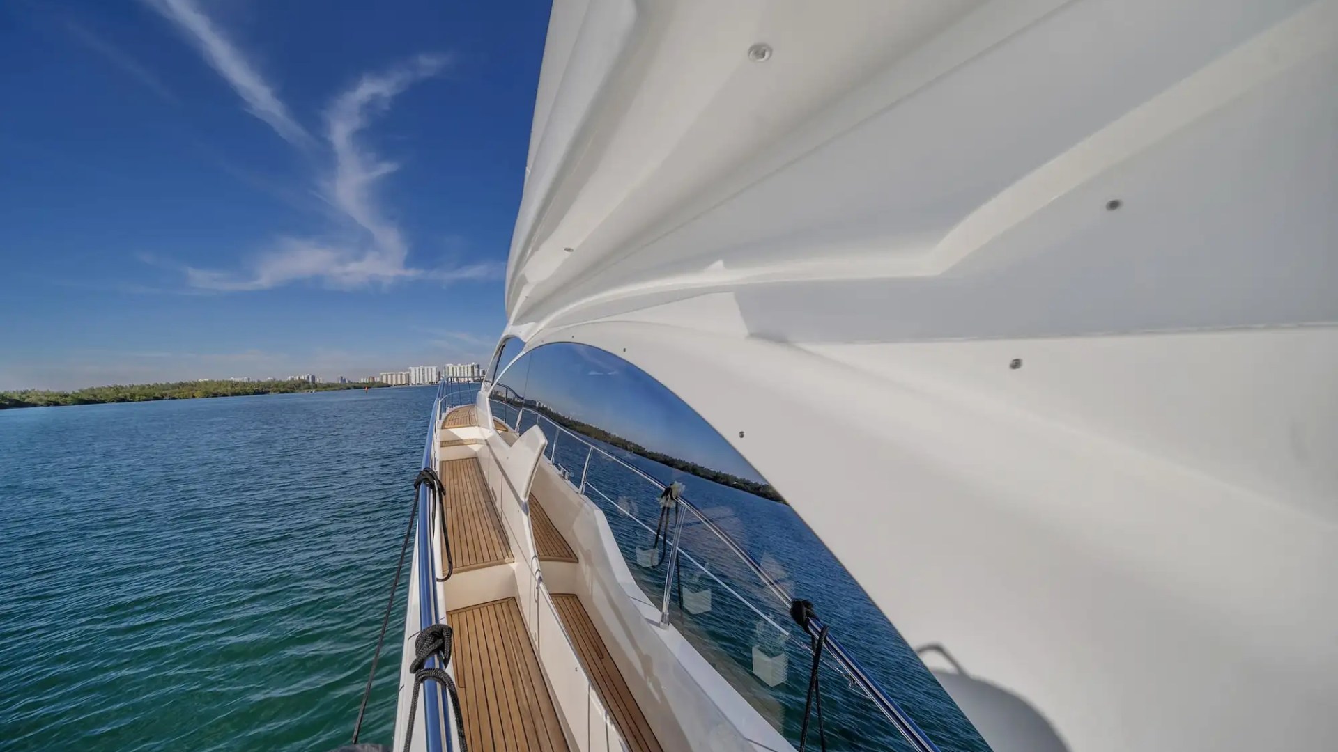 70′ Azimut shaded lounge area Aventura