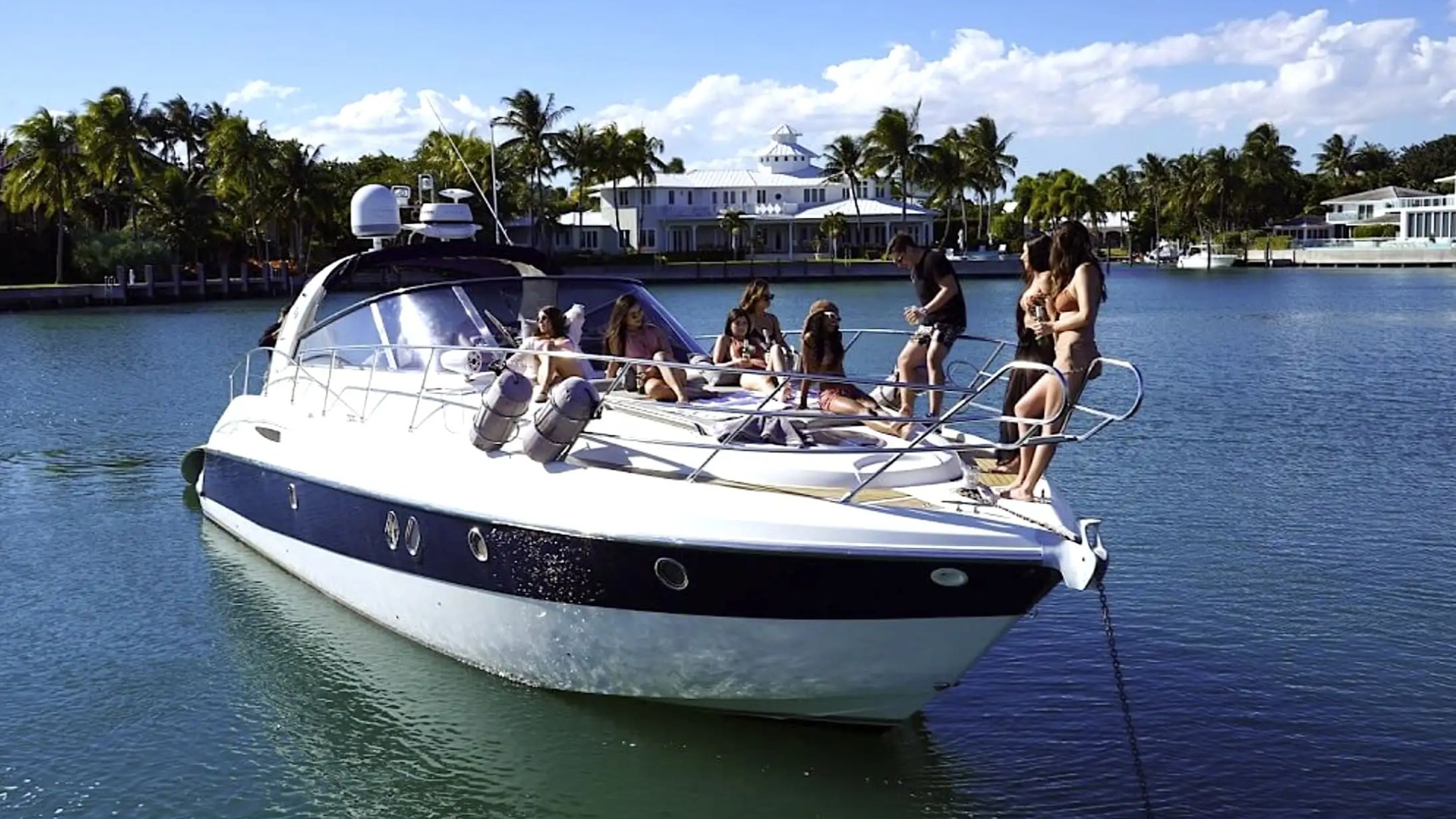 50′ Cranchi couples escape Key Biscayne