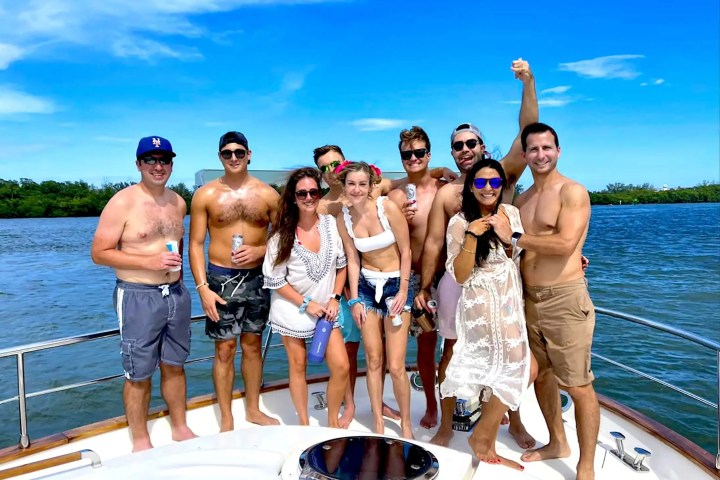 45′ Austin Parker premium interior finishes Miami