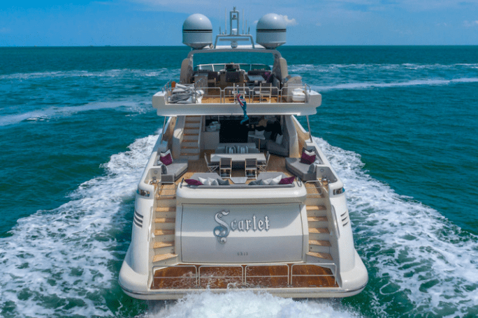 103' Azimut - Yacht Rental in Miami, Florida