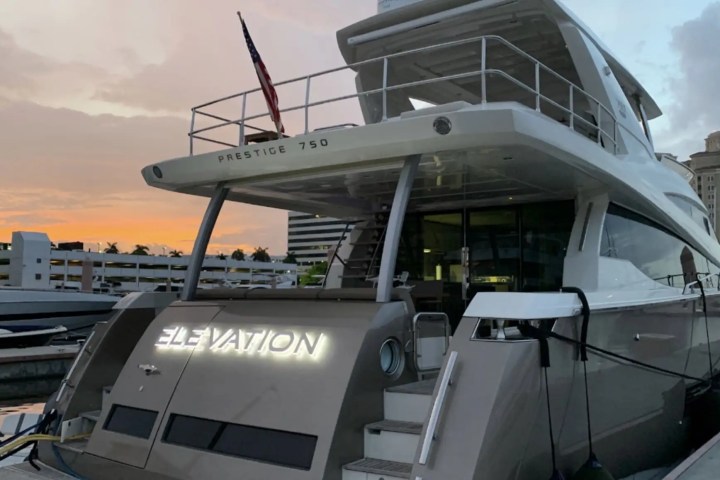 75' Prestige - Yacht Rental in Palm Beach, Florida