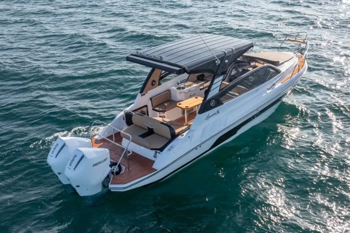 33' Hanover - Boat Rental in Palm Beach, Florida