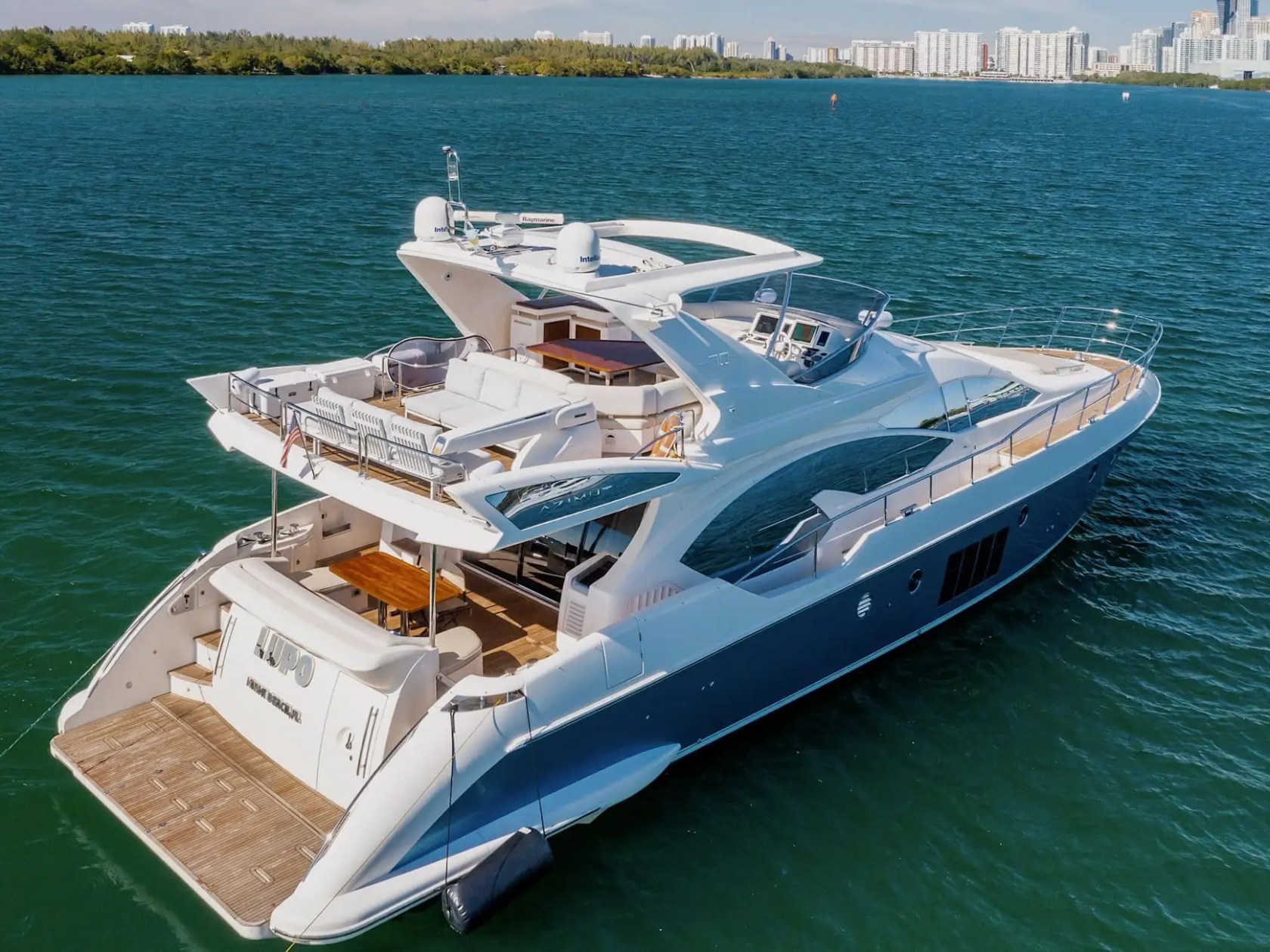 70′ Azimut premium interior finishes Aventura