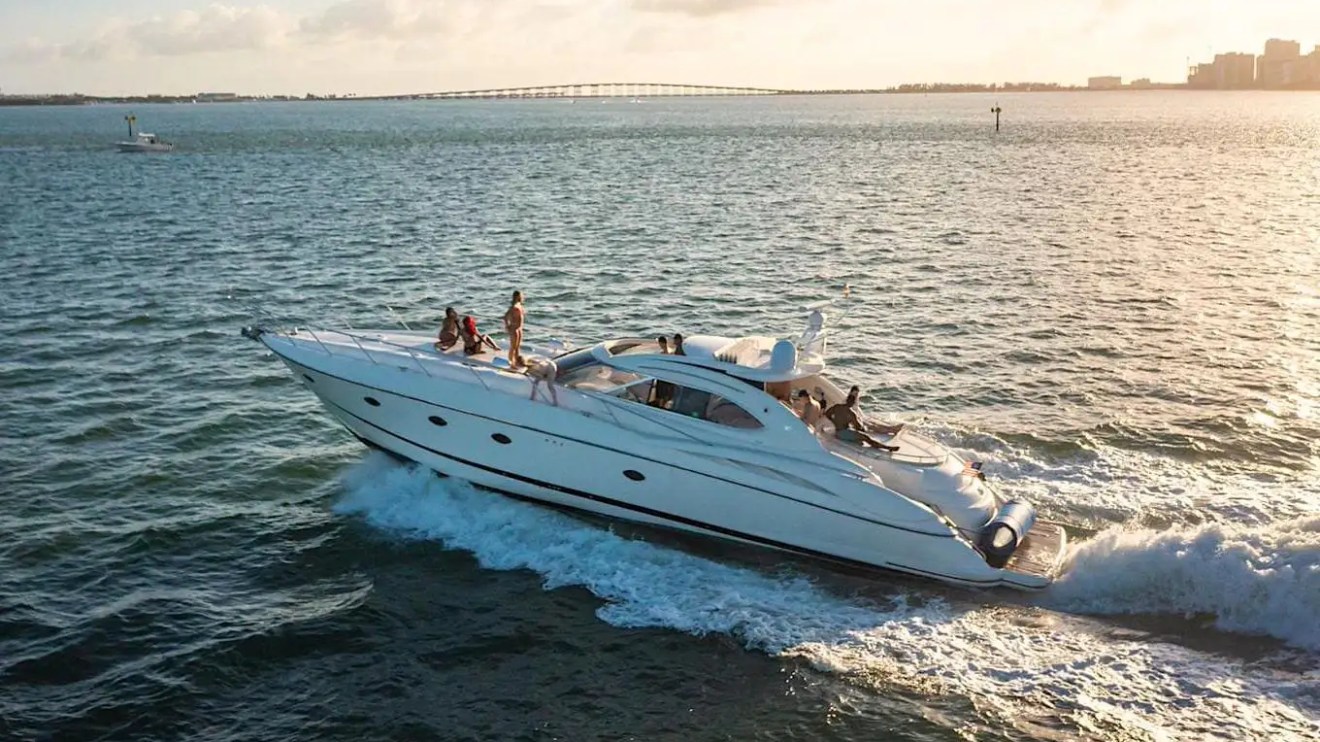 60' Predator - Yacht Rental in North Bay Village, Florida
