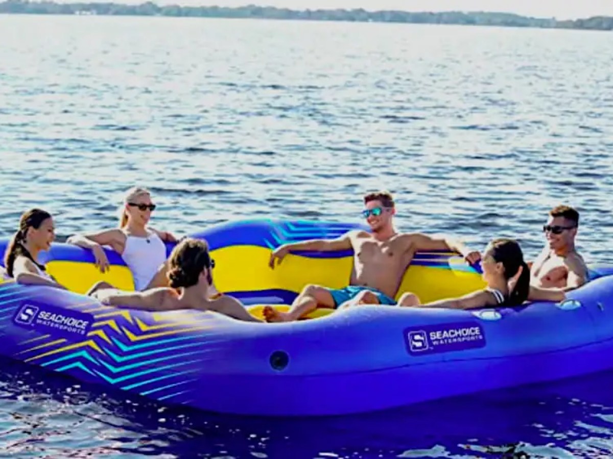 52' Fairline - Yacht Rental in Riviera Beach, Florida