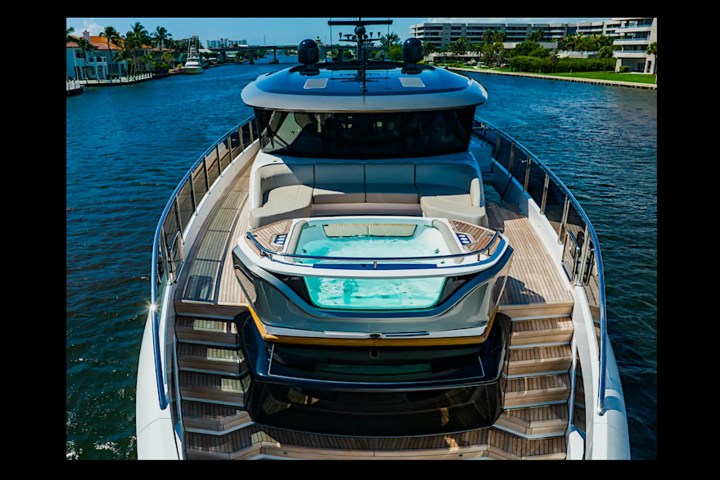 100' Princess - Yacht Rental in Miami, Florida