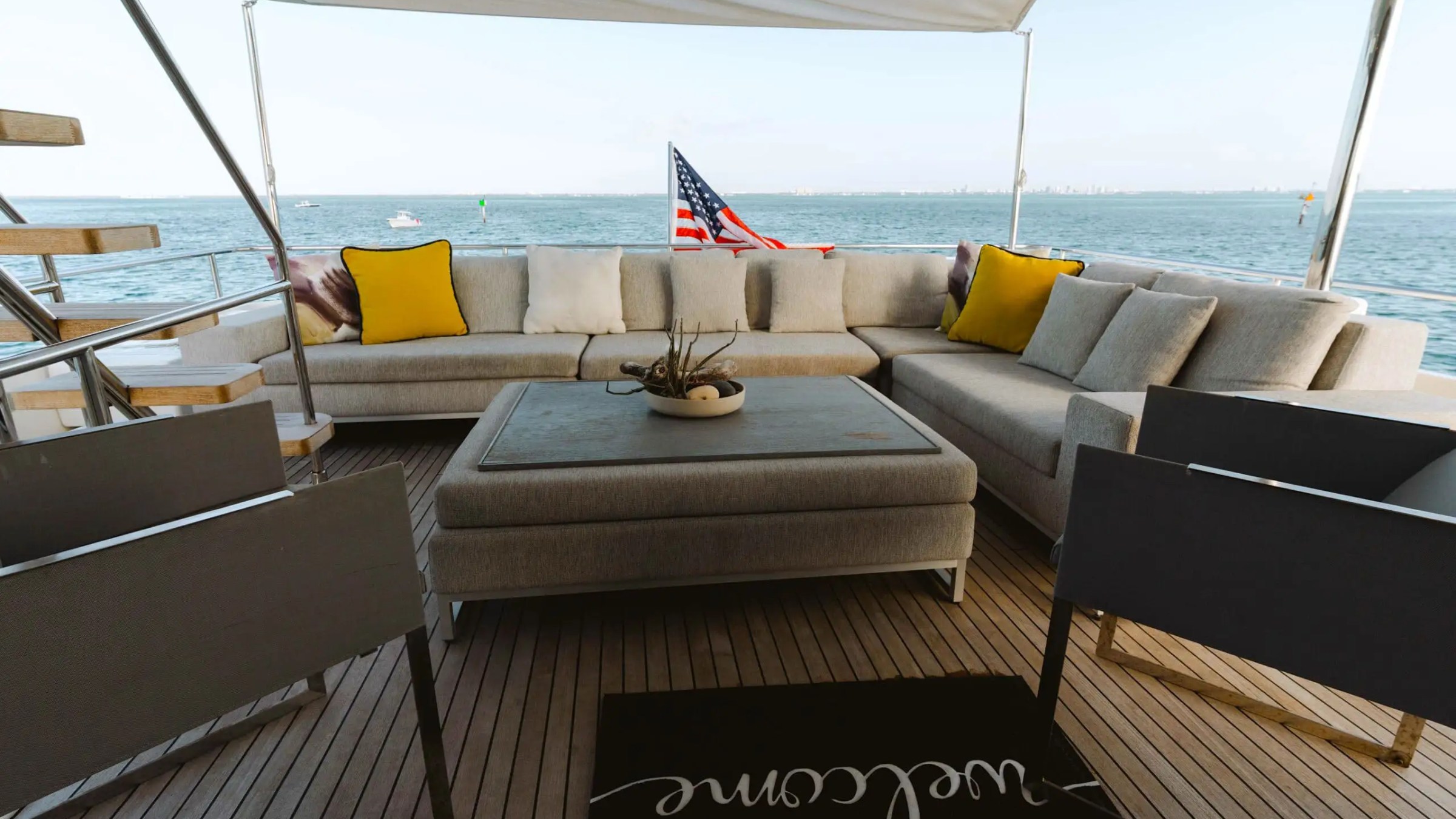 Flybridge lounge on 95′ Custom Line Miami