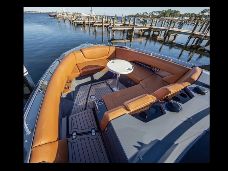 34' Cruisers - Boat Rental in St. Petersburg, Florida
