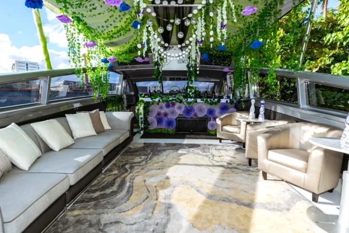 94' Leopard - Yacht Rental in Miami, Florida