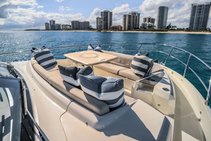 60' Absolute - Yacht Rental in Palm Beach, Florida