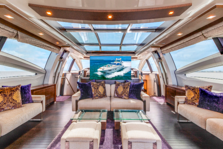 103' Azimut - Yacht Rental in Miami, Florida