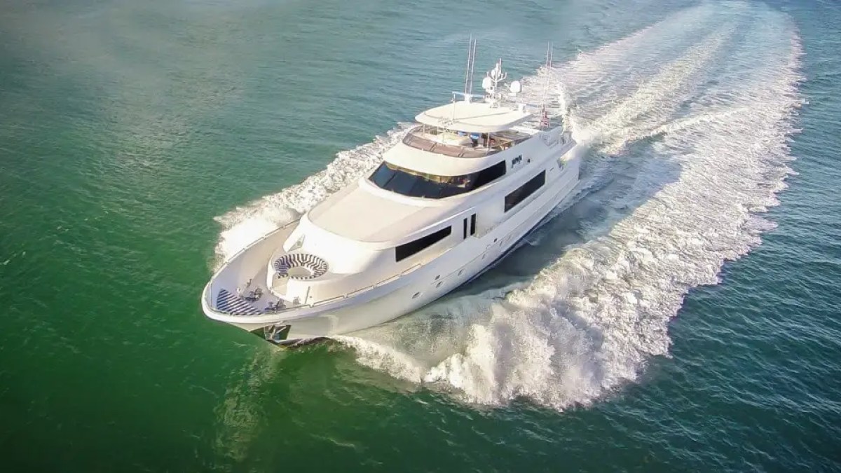 112' Westport - Yacht Rental in Palm Beach, Florida