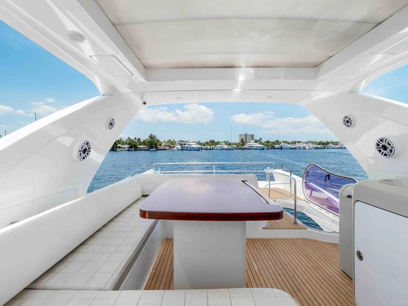 64' Azimut - Yacht Rental in Fort Lauderdale, Florida
