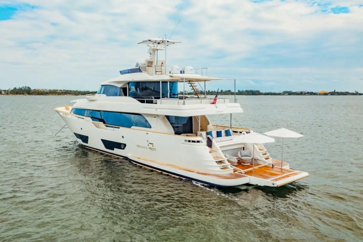 95' Custom Line - Yacht Rental in Miami, Florida