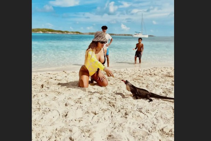 35' Marlin - Boat Rental in Nassau, Bahamas