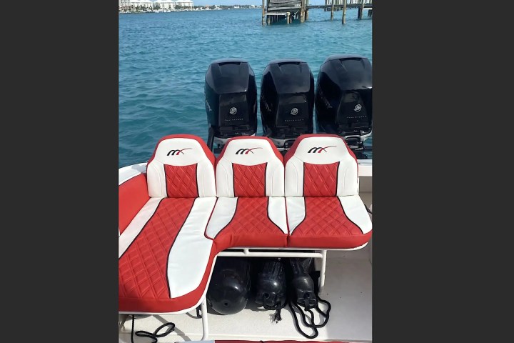 35' Marlin - Boat Rental in Nassau, Bahamas