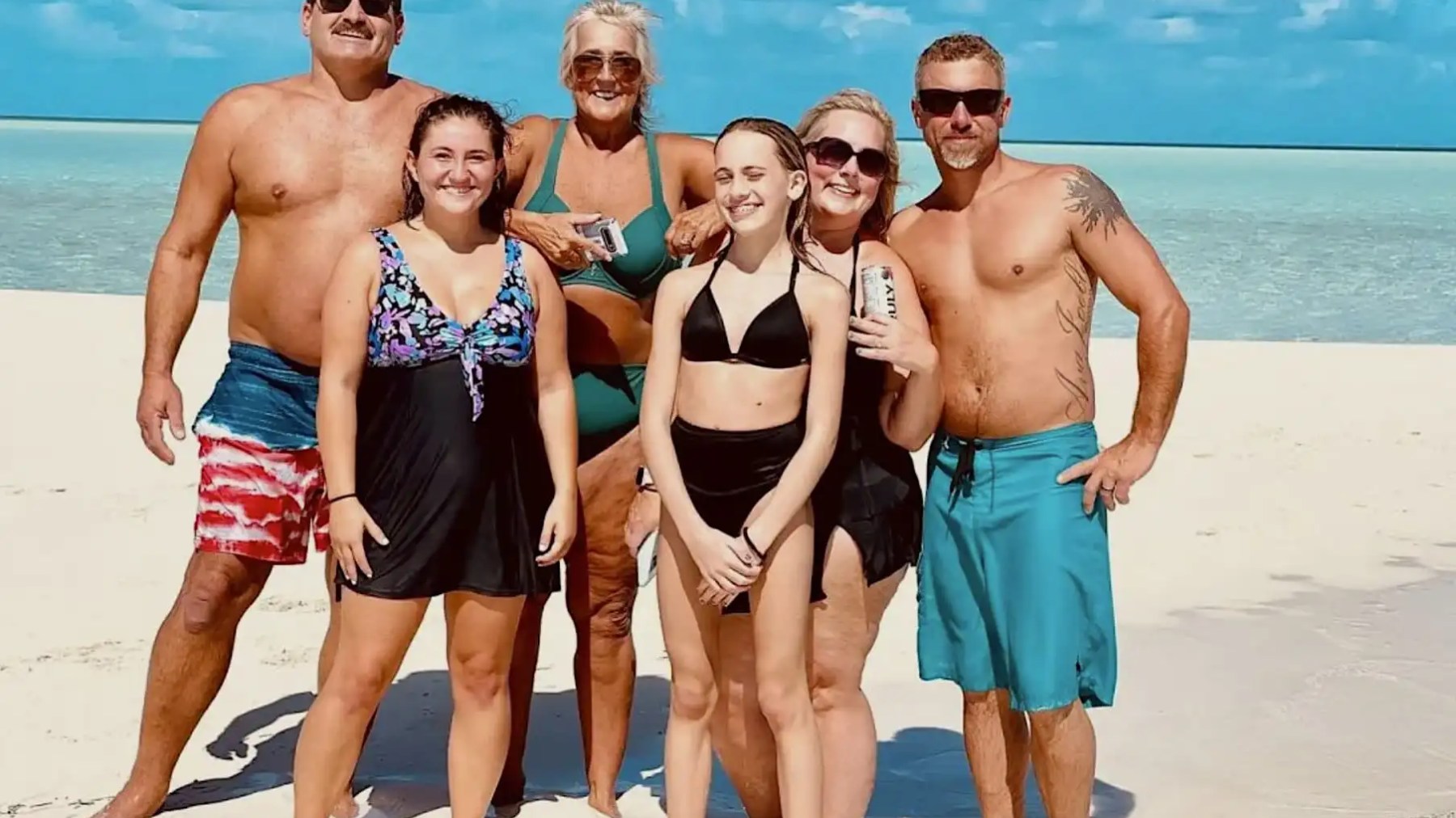 35' Marlin - Boat Rental in Nassau, Bahamas