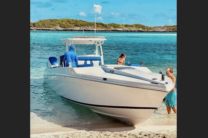 35' Marlin - Boat Rental in Nassau, Bahamas