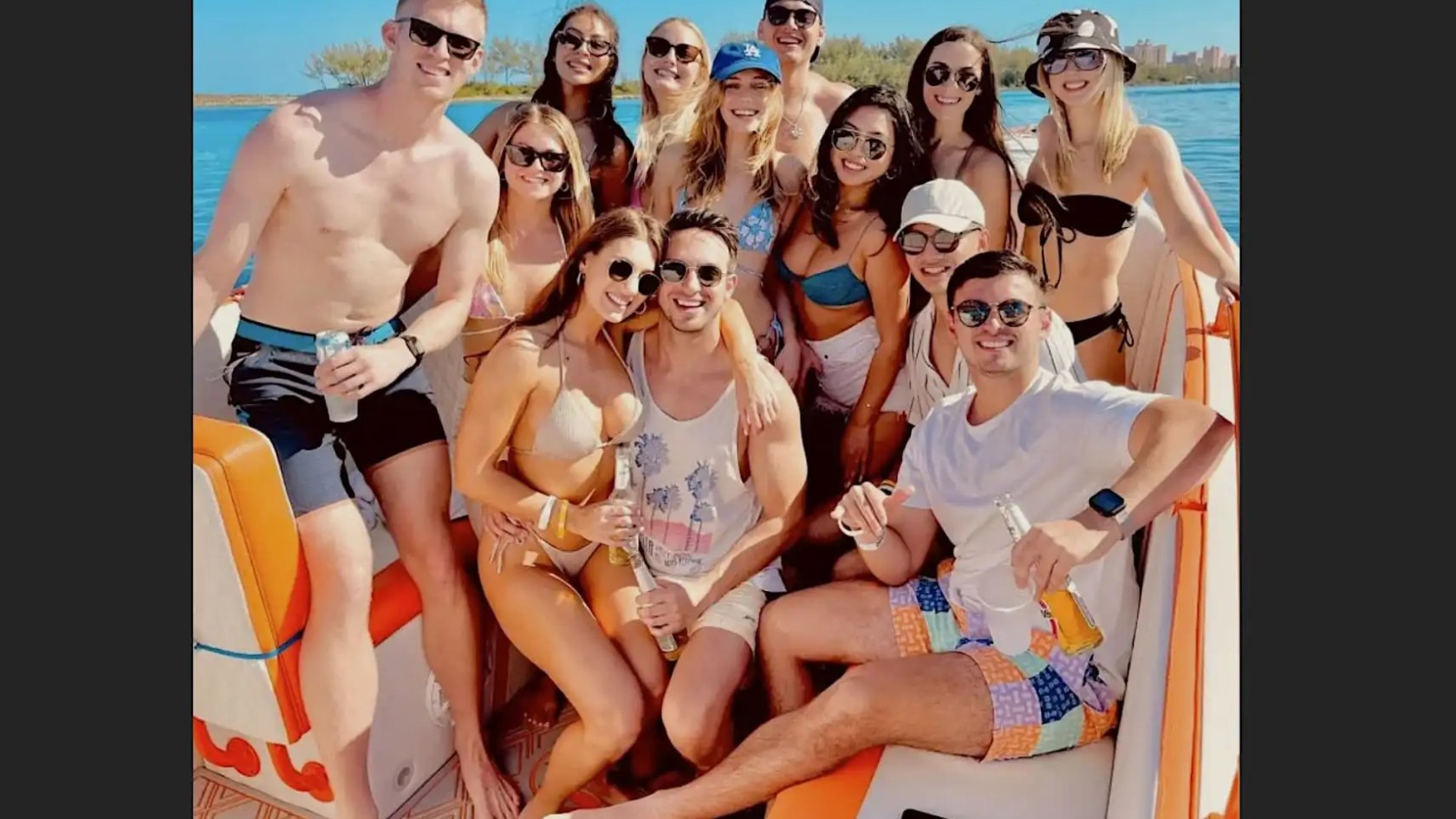 35' Marlin - Boat Rental in Nassau, Bahamas