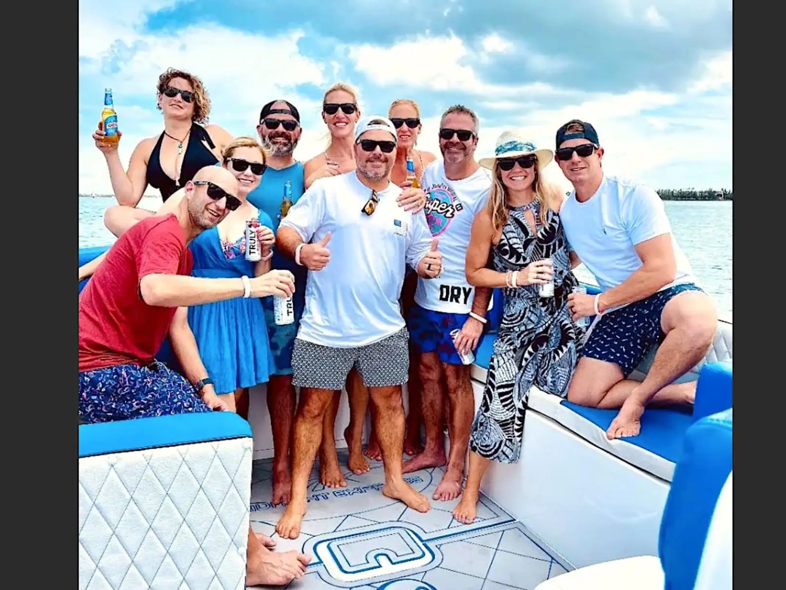 39' Midnight Express - Boat Rental in Nassau, Bahamas