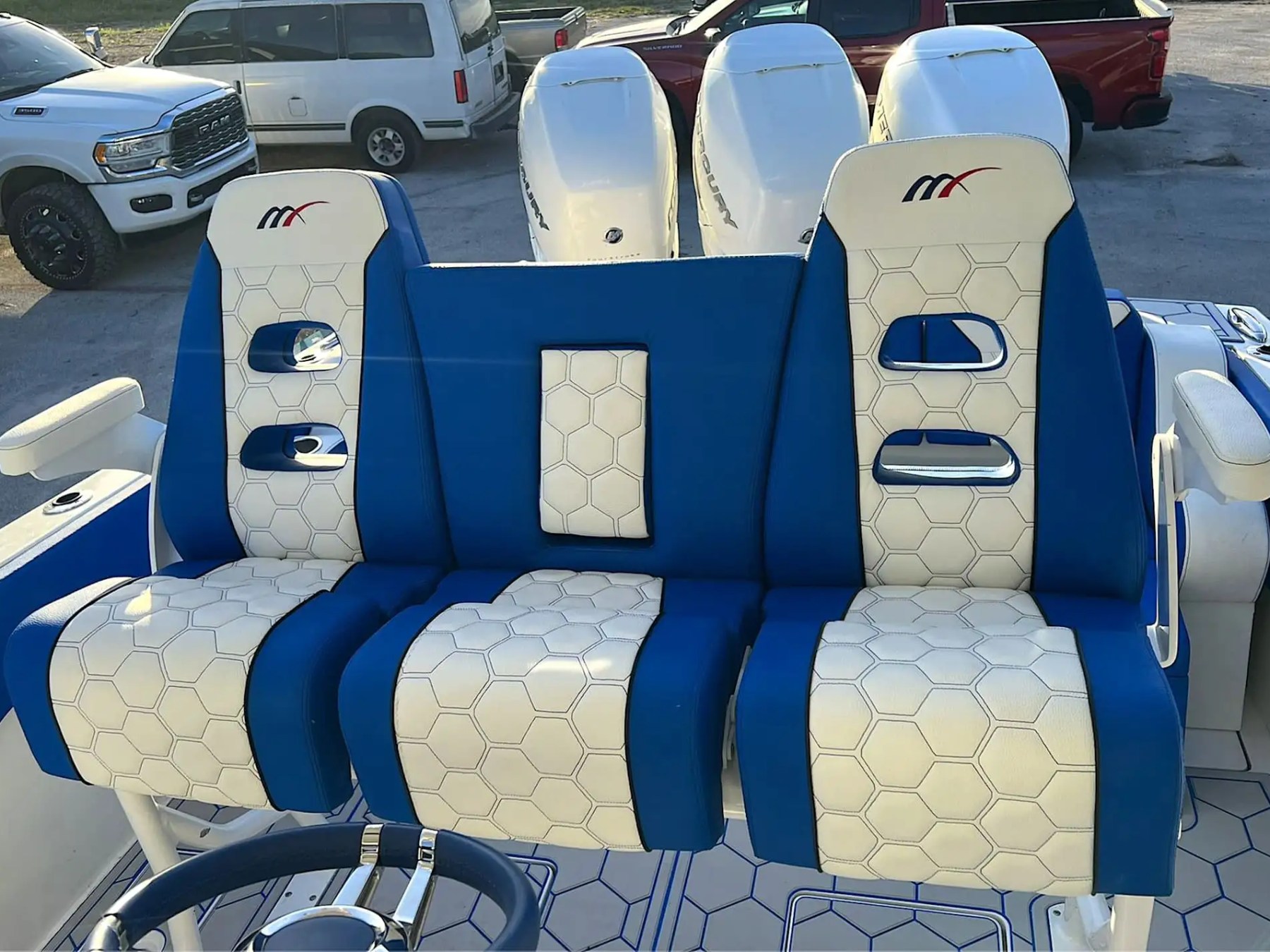 39' Midnight Express - Boat Rental in Nassau, Bahamas