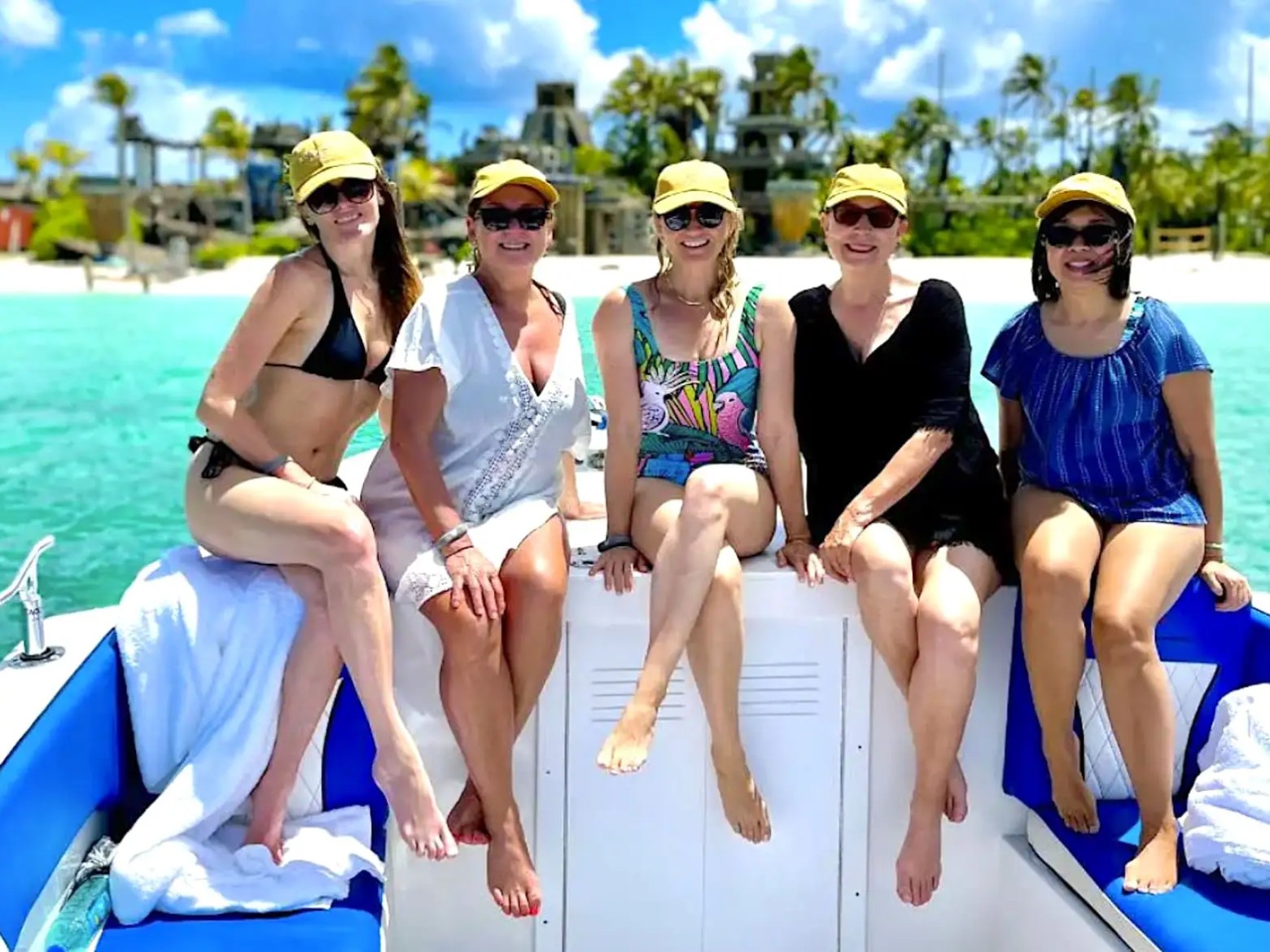 39' Midnight Express - Boat Rental in Nassau, Bahamas