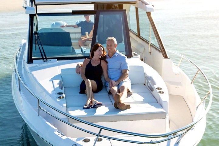 39' Regal - Boat Rental in Tampa, Florida