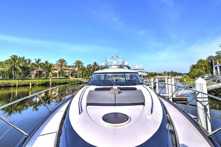 70' Princess - Yacht Rental in Miami Beach, Florida