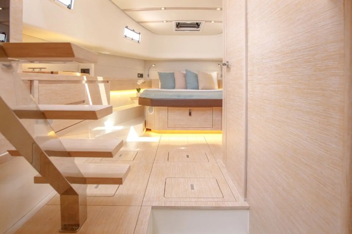 43' Pardo - Boat Rental in Riviera Beach, Florida