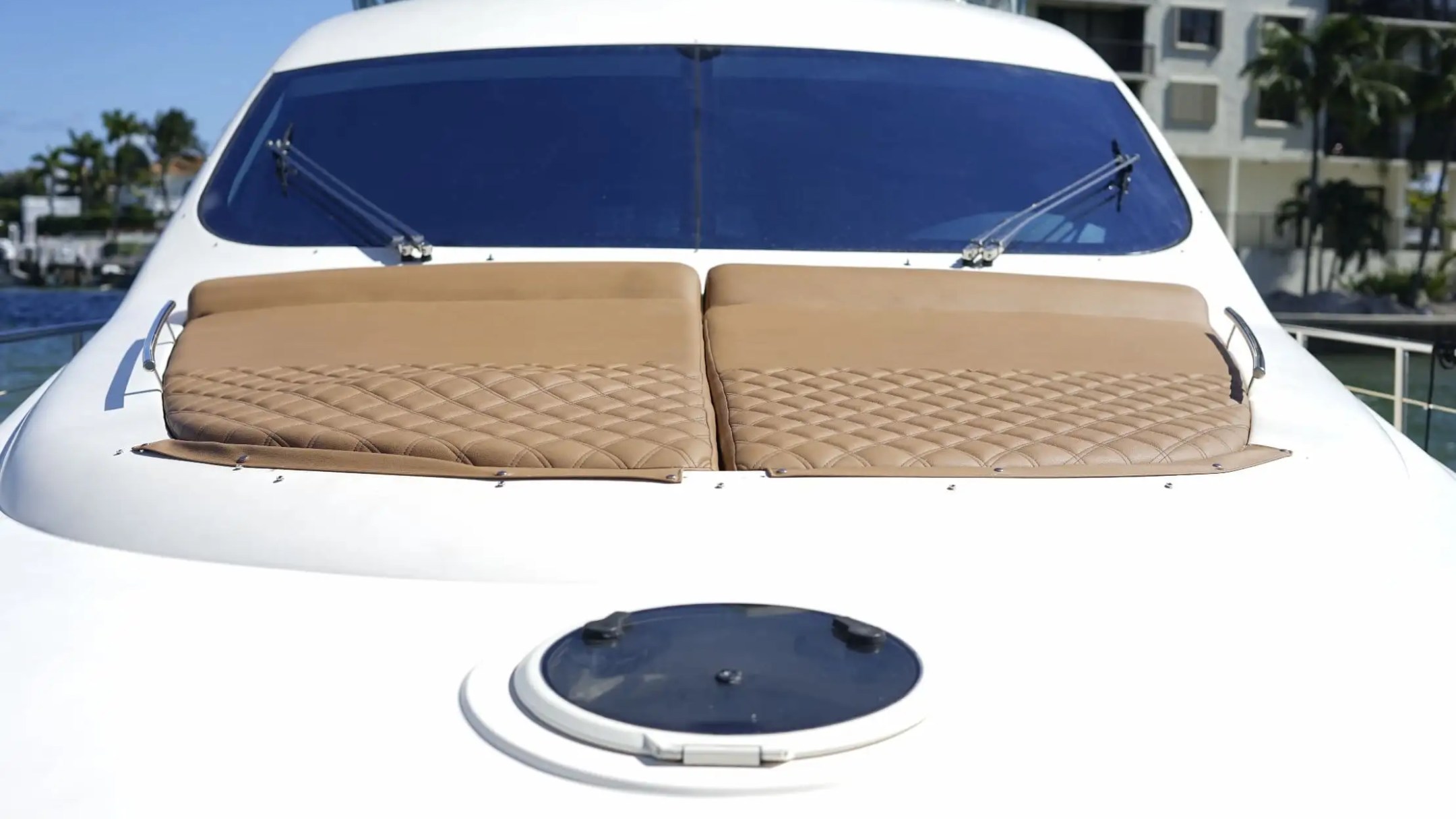 70' Aicon - Yacht Rental in North Bay Village, Florida