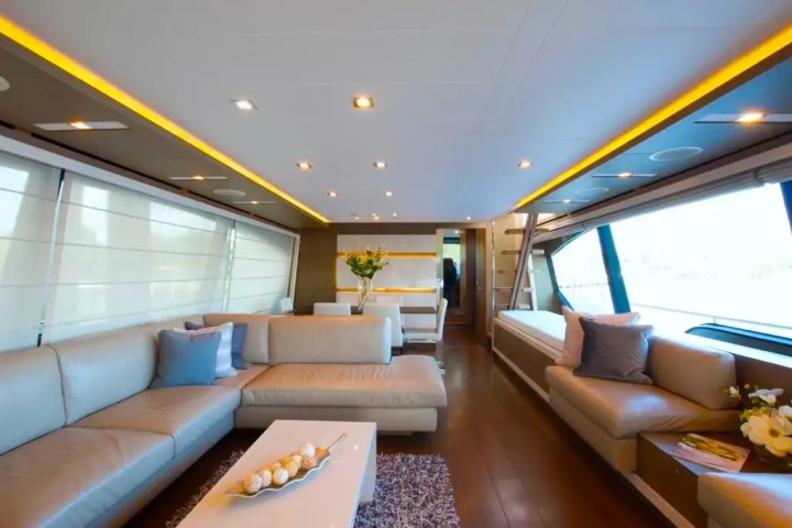 88' Ferretti - Yacht Rental in Fort Lauderdale, Florida